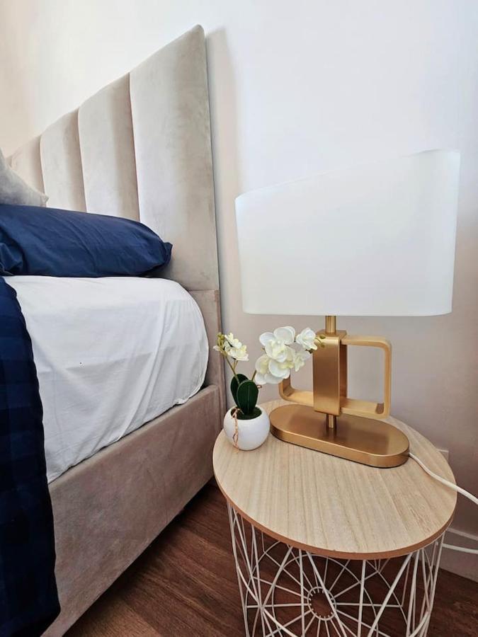 מונטבראן Stylish Rooftop Avec Terrasse A 2Pas De Disney Paris מראה חיצוני תמונה