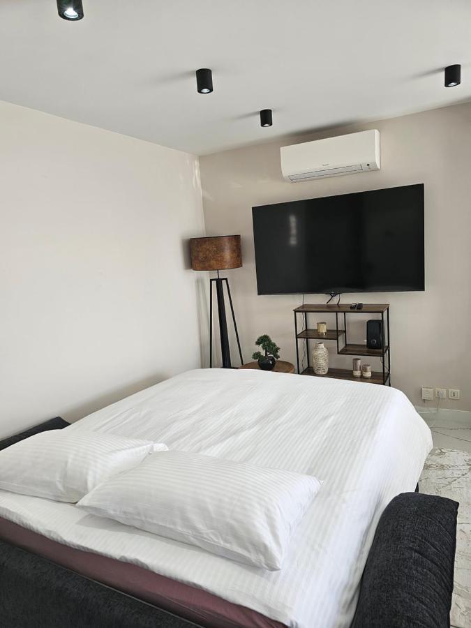 מונטבראן Stylish Rooftop Avec Terrasse A 2Pas De Disney Paris מראה חיצוני תמונה