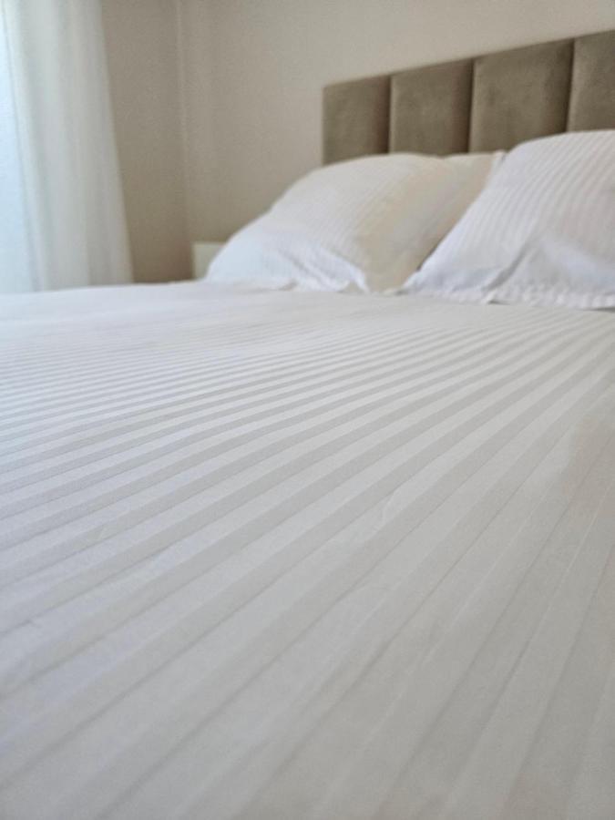 מונטבראן Stylish Rooftop Avec Terrasse A 2Pas De Disney Paris מראה חיצוני תמונה