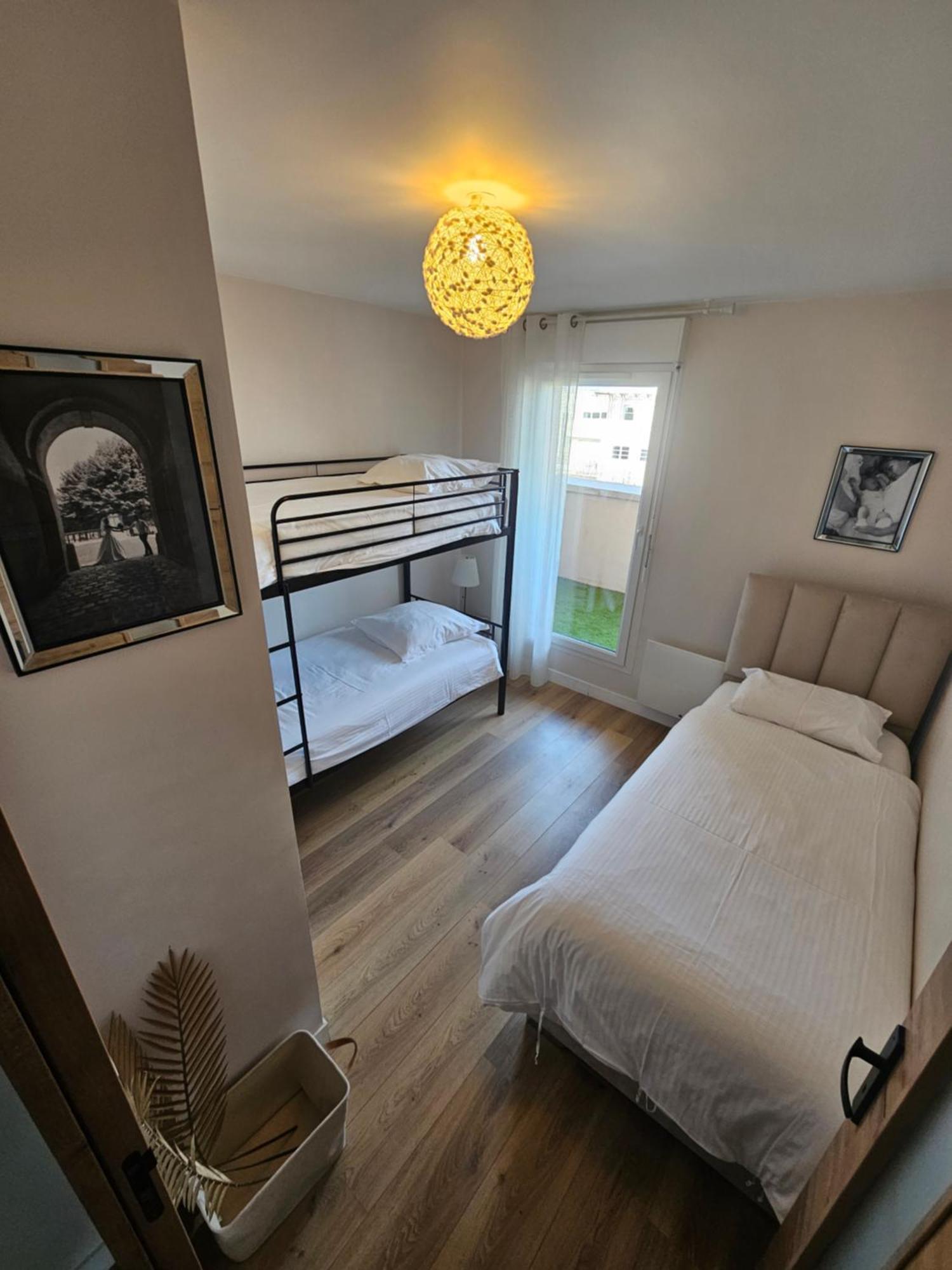 מונטבראן Stylish Rooftop Avec Terrasse A 2Pas De Disney Paris מראה חיצוני תמונה